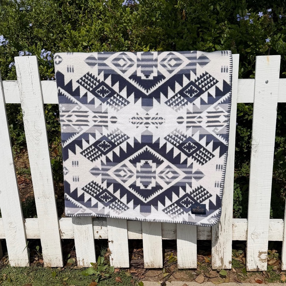 Pendleton Home Cotton Blend Throw Blanket Westward Journey Southwest 63x66 FLAW